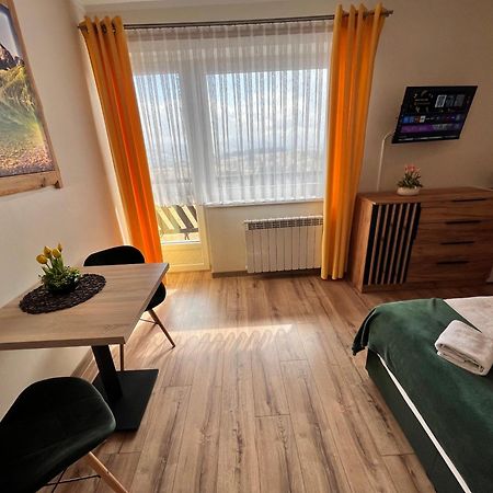 Widokowy Apartament - Pokoje Goscinne Banska Wyzna Eksteriør bilde