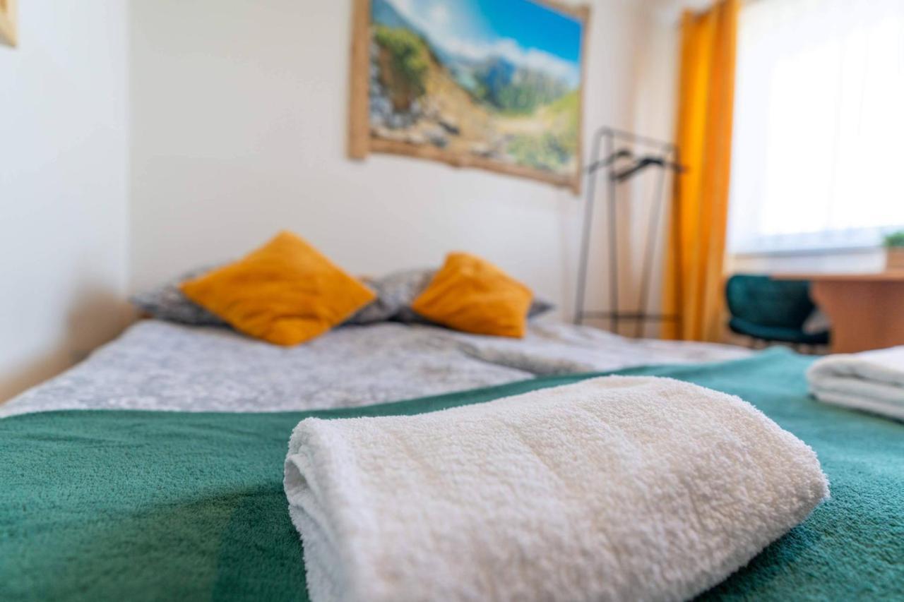 Widokowy Apartament - Pokoje Goscinne Banska Wyzna Eksteriør bilde